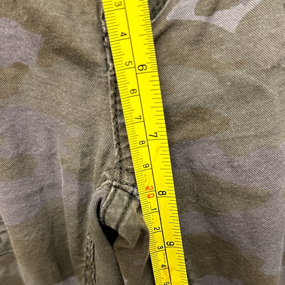 Anthropologie Women’s THE WANDERER Army Camo Pant Size 28 Streetwear Casual - Picture 9 of 11